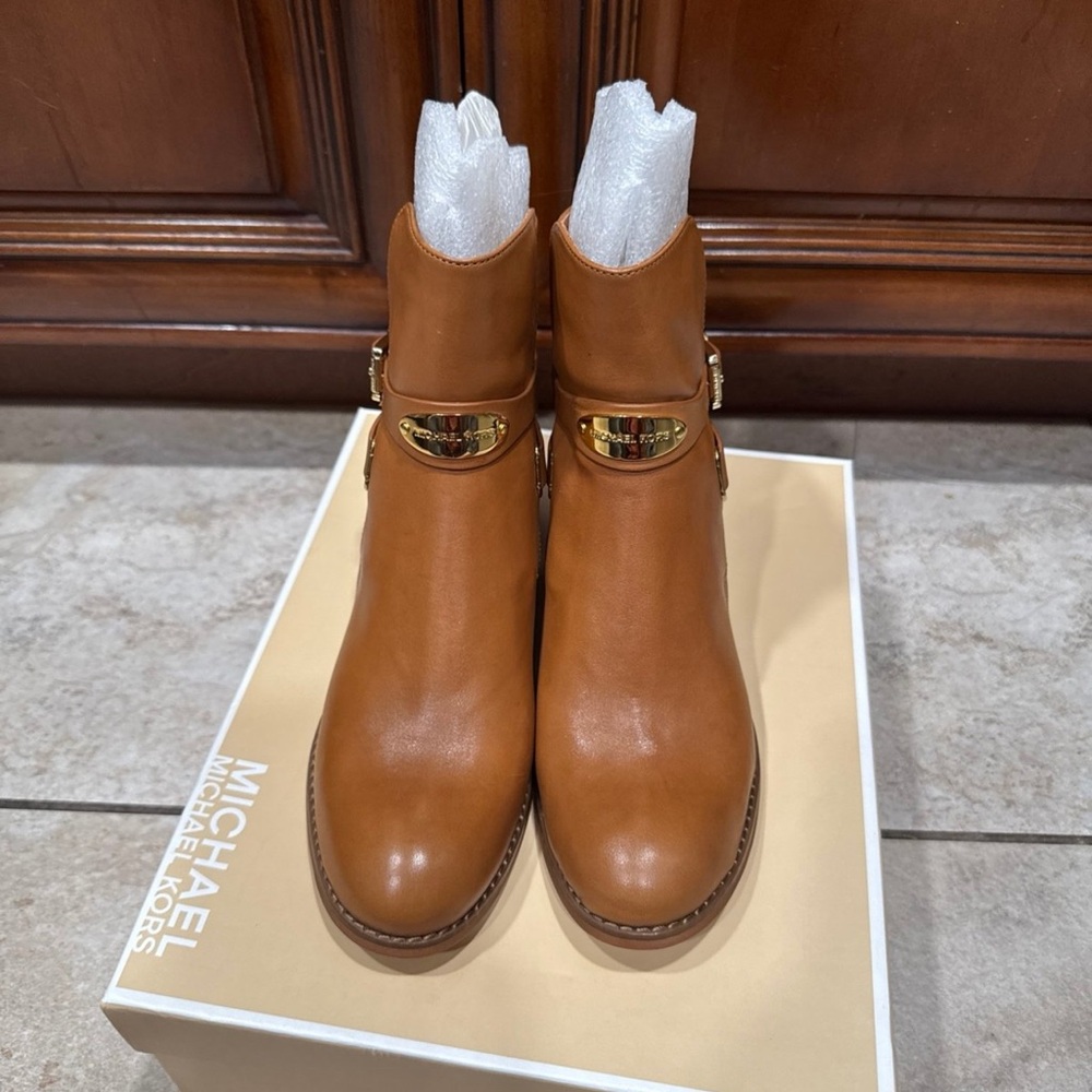 Michael Kors Arley Ankle Boots Size 6 - Picture 9 of 12